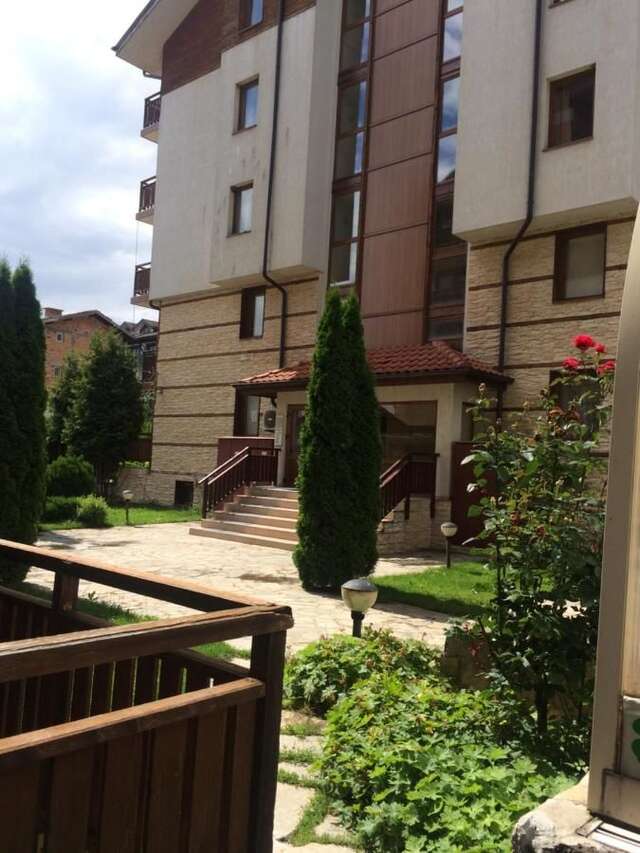 Апарт-отели Apartments Four Leaf Clover Bansko to rent Банско-20
